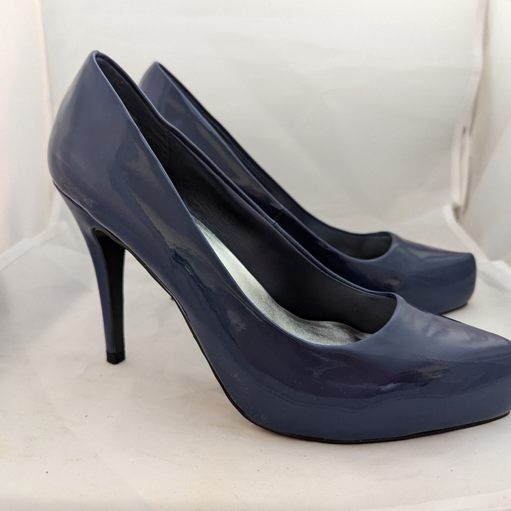 Blue Heels